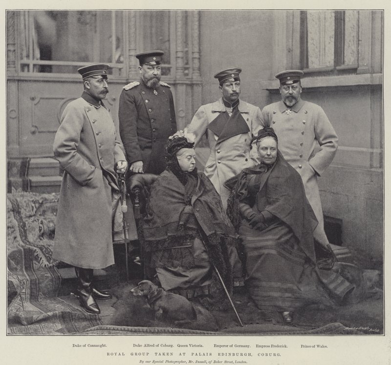 Gruppo reale al Palais Edinburgh, Coburg da English Photographer