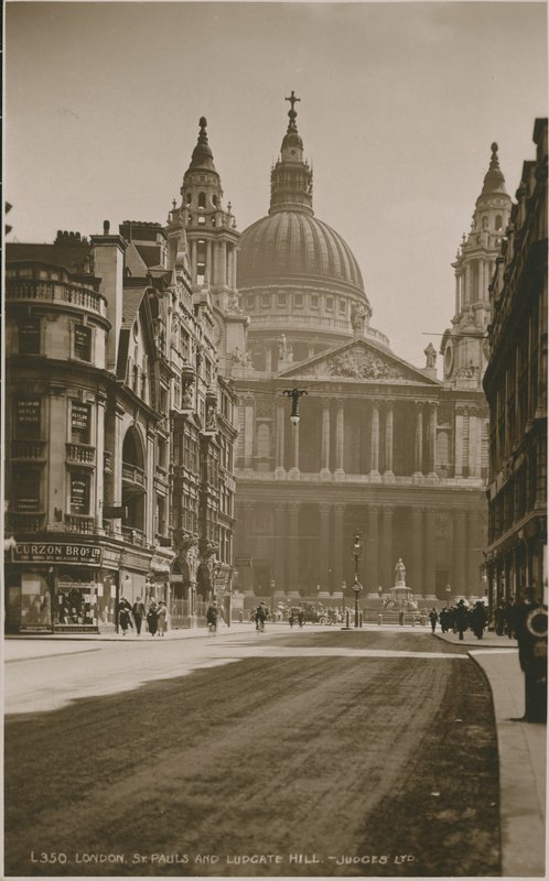 Cattedrale di St Paul e Ludgate Hill, Londra da English Photographer