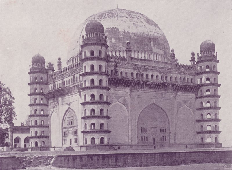 Tomba di Sultan Muhammad, Bijapur da English Photographer
