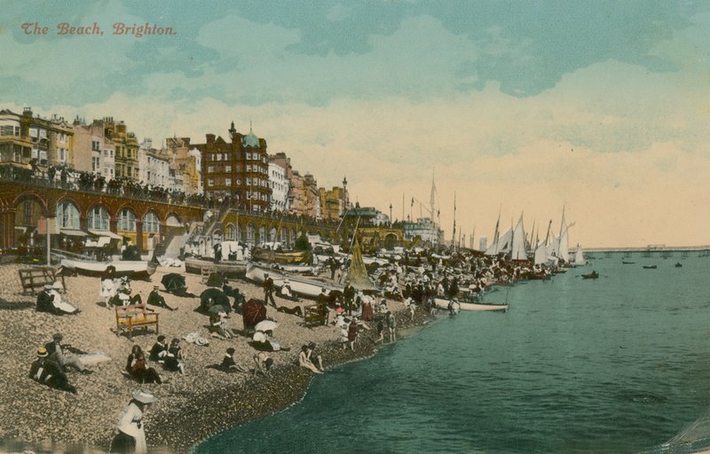La spiaggia, Brighton da English Photographer