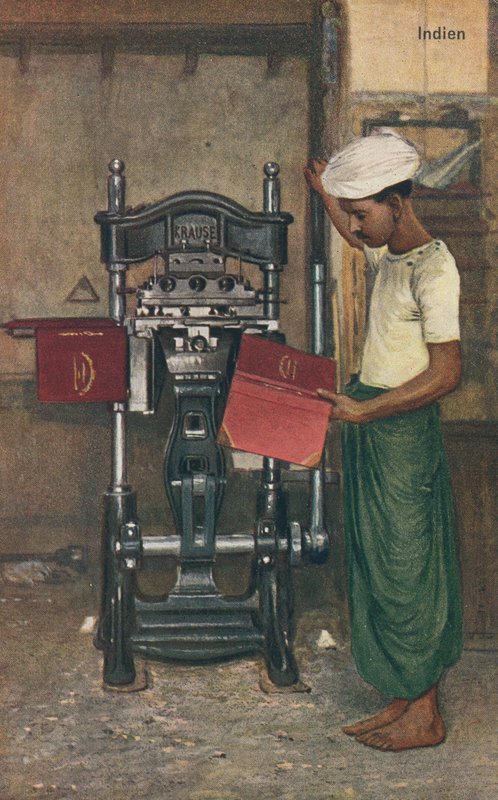 Operatore di macchina indiano da English School