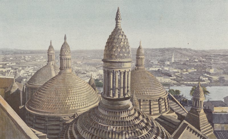 Perigueux, Cattedrale Saint-Front, Cupole viste dal campanile da French Photographer