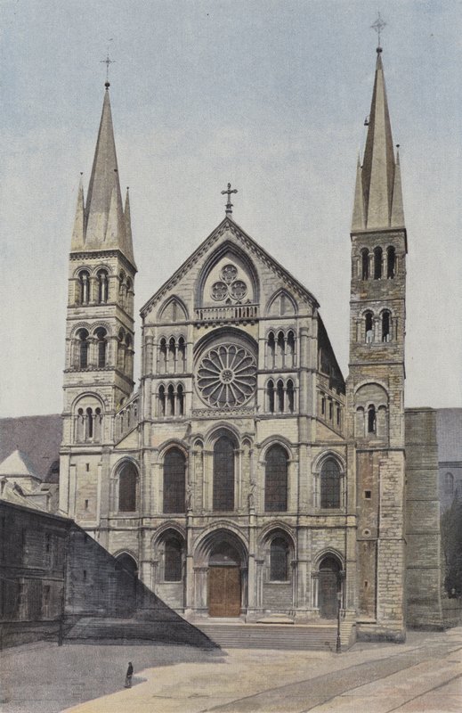 Reims, Chiesa di Saint-Remi, Facciata O da French Photographer