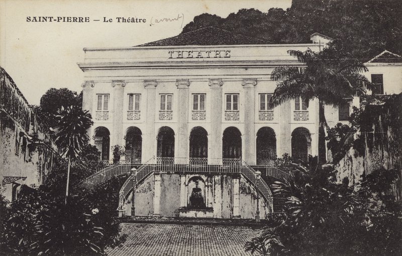 Teatro, Saint Pierre, Martinica da French Photographer