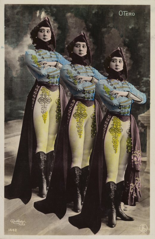 Tre donne identiche da French Photographer
