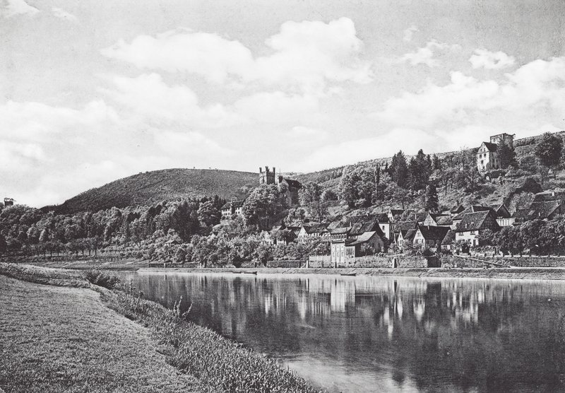 Neckarsteinach, Assia, Germania (foto b/n) da German Photographer