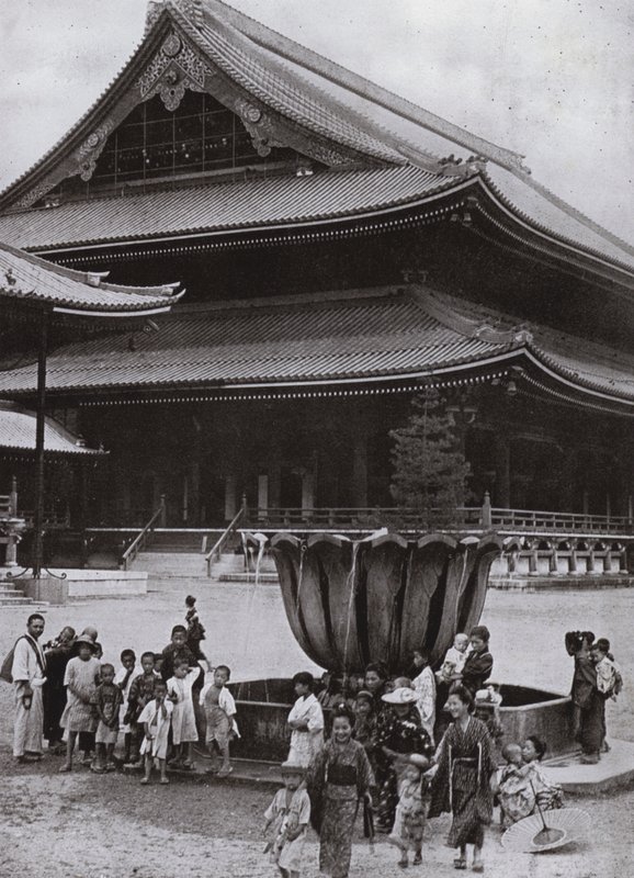 Tempio Higashi Hongwanji, Kyoto da Herbert Ponting