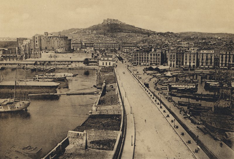 Napoli: Panorama Dal Mare da Italian Photographer