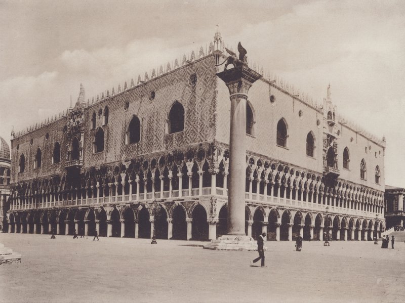Palazzo Ducale da Italian Photographer