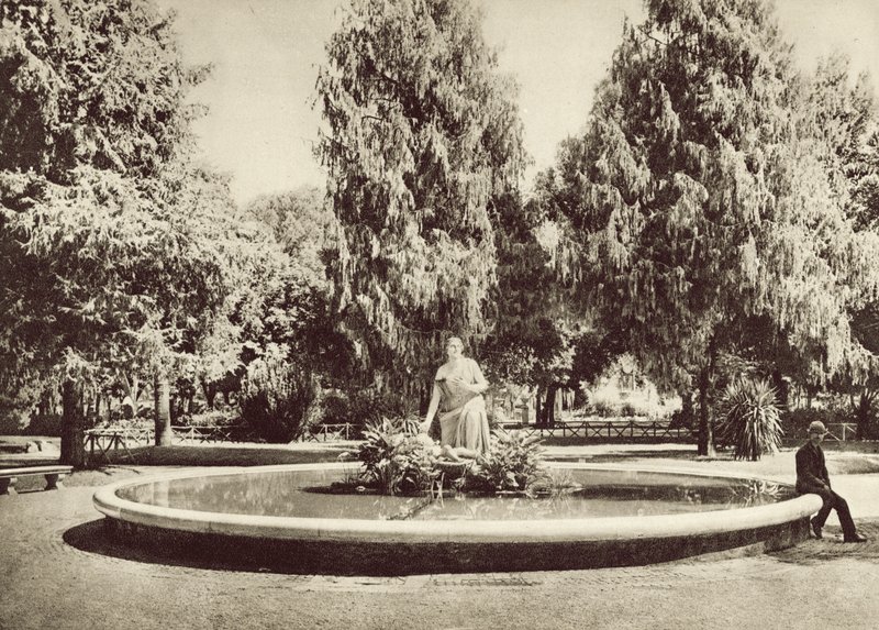 Colle Pincio, La Fontana di Mosè da Italian Photographer