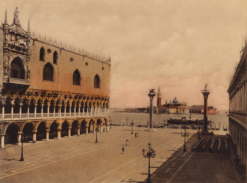 Venezia / Venice: Piazzetta (coloured photo) da Italian Photographer