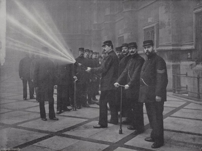La Brigata Notturna dei Pompieri da J. Benjamin Stone
