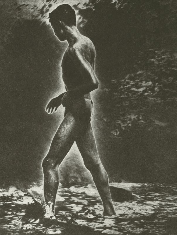 Ragazzo e onda da Lionel Wendt