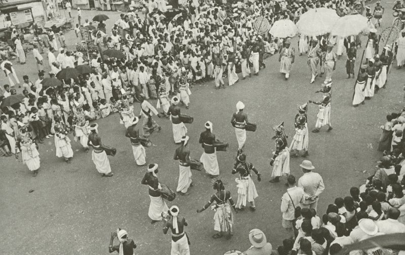 Perahera da Lionel Wendt