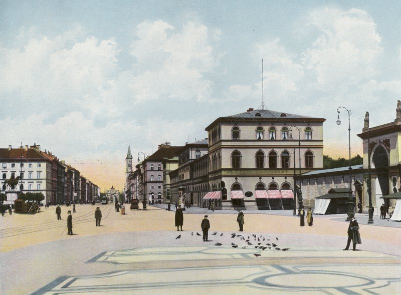 Monaco: Odeonsplatz e Ludwigstrasse da Photographer German